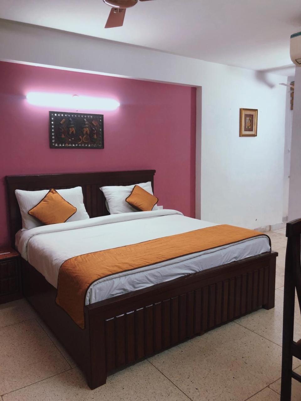 Awasthi Kozi Stays B&B - Closest To Vfs Nova Deli Exterior foto